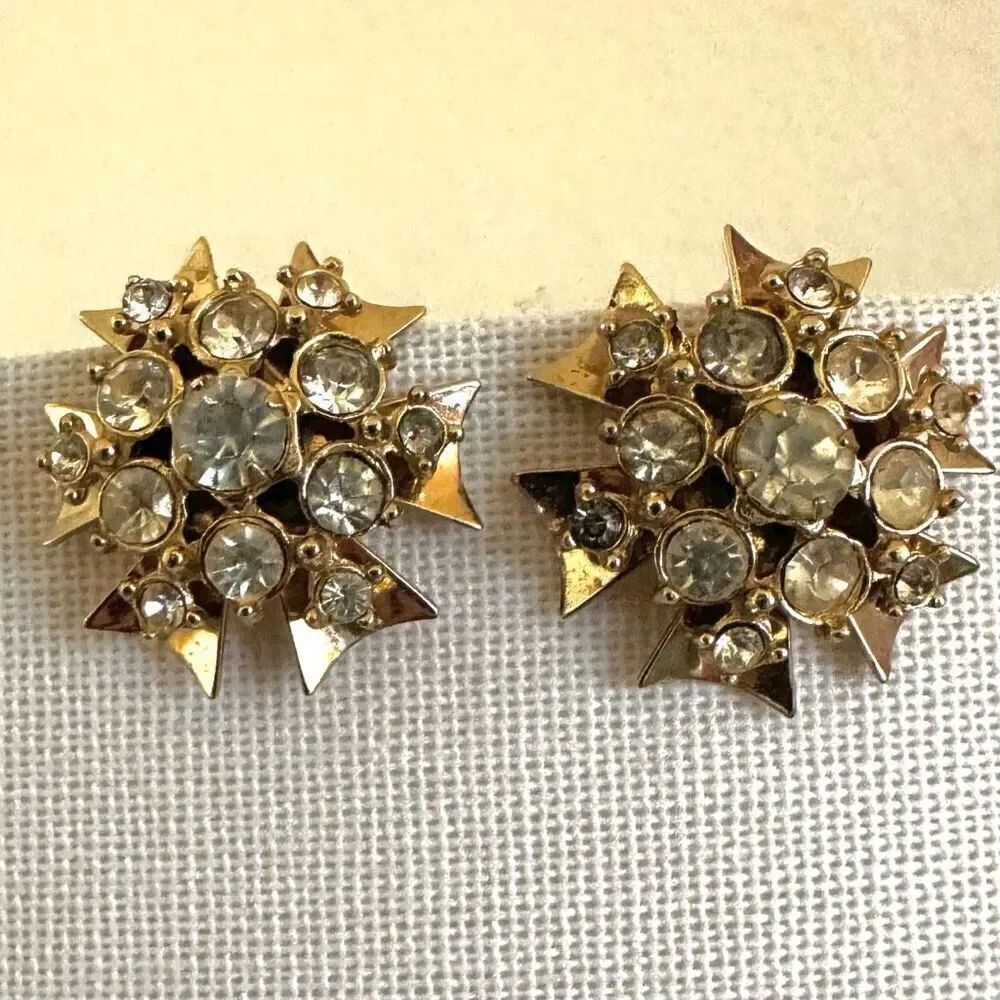 Vintage rhinestone star clip on earrings